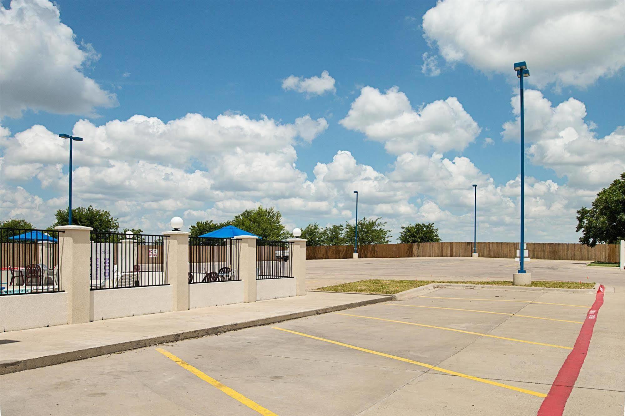 Motel 6-Cleburne, Tx Esterno foto